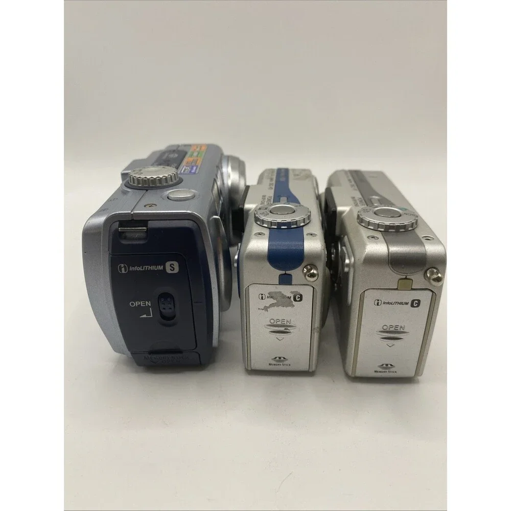 Sony Cyber-shot DSC-P30 P7 P2 CCD Digital Camera Lot 3x AS-IS Parts Repair